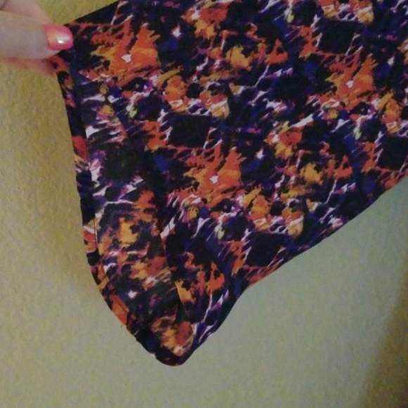 Short dress - Picture 2 of 8